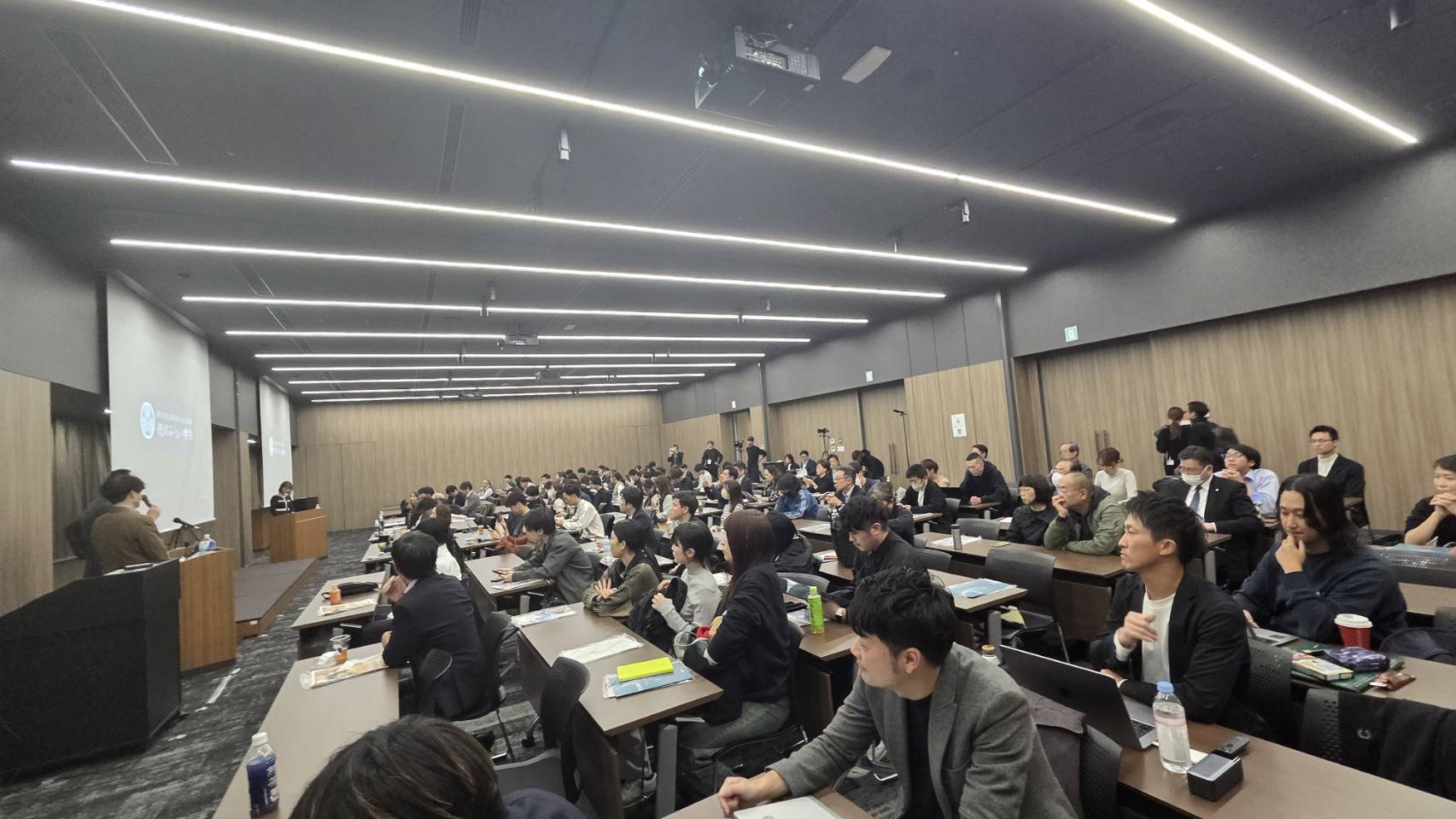 マーケティングプレゼン対決20251